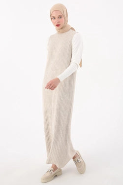 Ribbed Knit Sleeveless Dress ￼